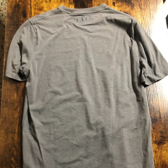 Men's Under Armour Short Sleeved Shirt - Picture 8 of 11